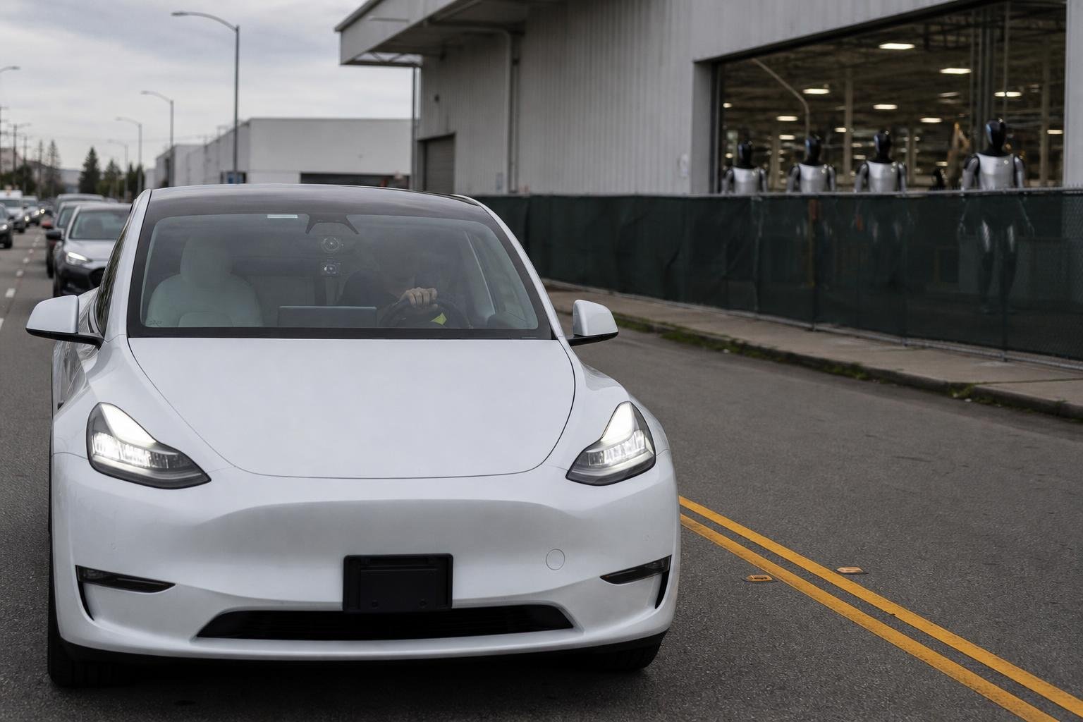 J.P. Morgan Upgrades Tesla, Highlighting Autonomy and Robotics Growth