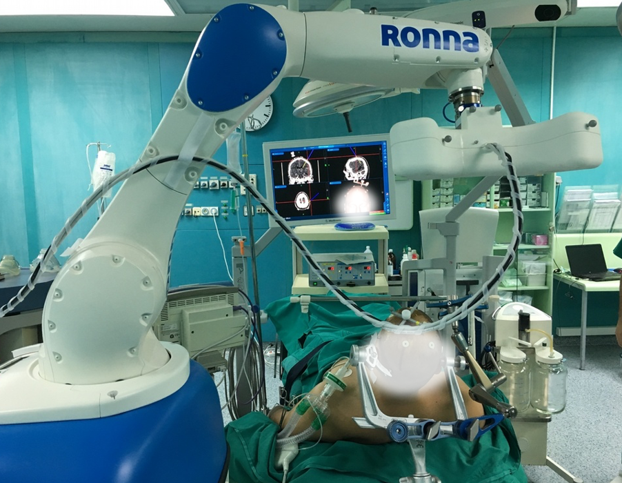 neurosurgical robot